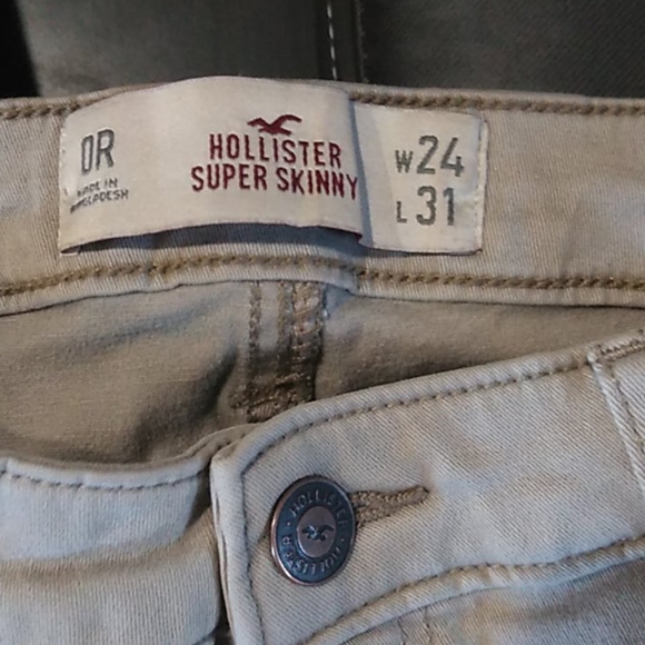 Jeans - Picture 2 of 3